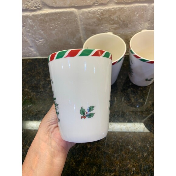 Spode Christmas Tree Peppermint 14 Oz Set of 4 Mugs NEW - Picture 6 of 6